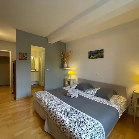 Le Clos Bed and Breakfast