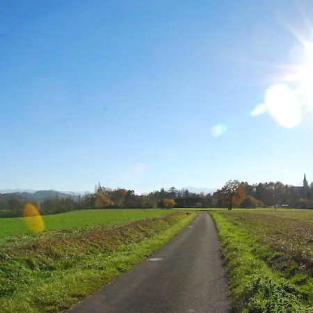 Le Clos Bed and breakfast