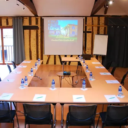 Le Clos Bed & Breakfast Galan