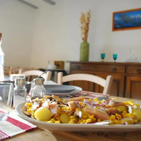 Le Clos Bed & Breakfast