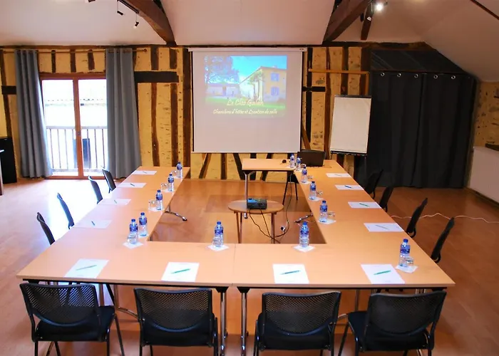 Le Clos Bed & Breakfast Galan